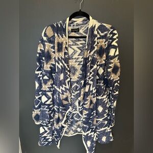 Lucky‎ Brand | Blue and Cream Aztec Patterned Cardigan | Boho Sweater | Large